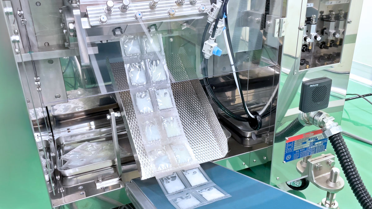 サンプルパウチ充填